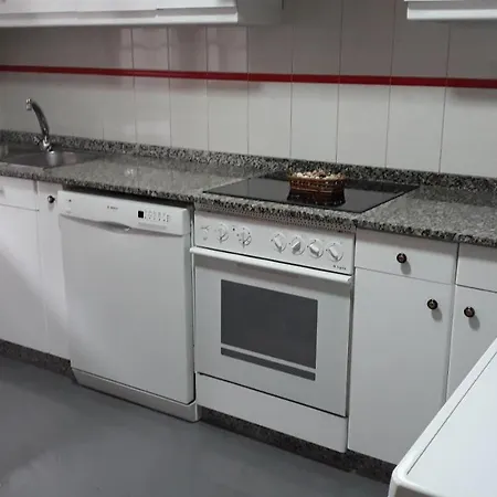 Casa de Férias Chalet adosado con garaje en urbanización piscina *