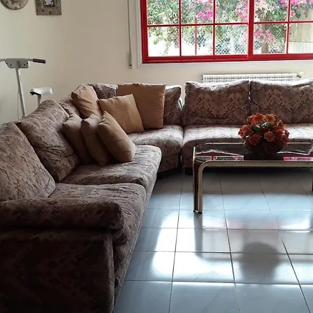 Chalet Adosado Con Garaje En Urbanizacion Piscina Prázdninový dům