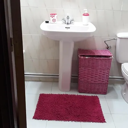 Prázdninový dům Chalet Adosado Con Garaje En Urbanizacion Piscina Sanxenxo